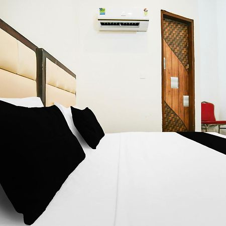 Hotel O Ravi & Banquet Lalewal Extérieur photo